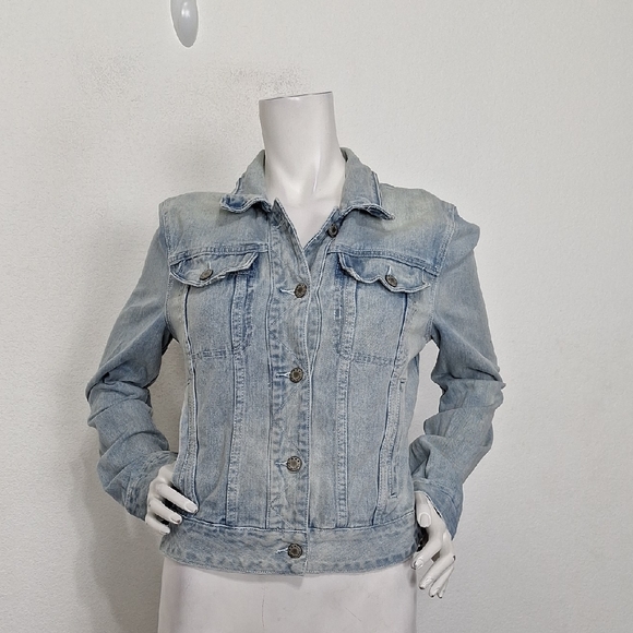 Free People Light Wash Long Sleeve Streetwear Grunge Fitted Denim Jacket Size M - Picture 2 of 14